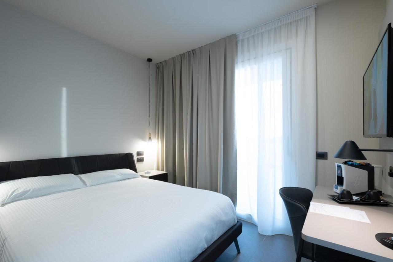 Bbcube Hotel Porto Viro Exterior photo